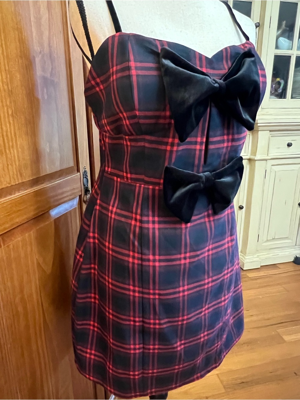 Avec Les Filles Red Plaid Bow-Front Mini Dress - Picture 3 of 10